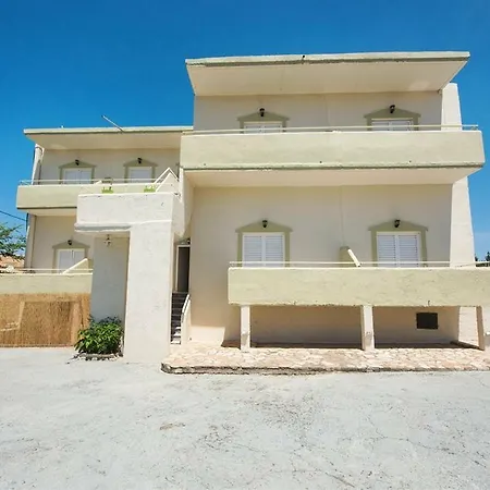 Sidari Inn